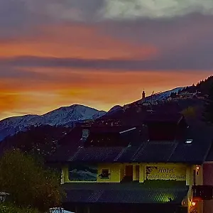 Veduta Dell'adamello Hotel Temù